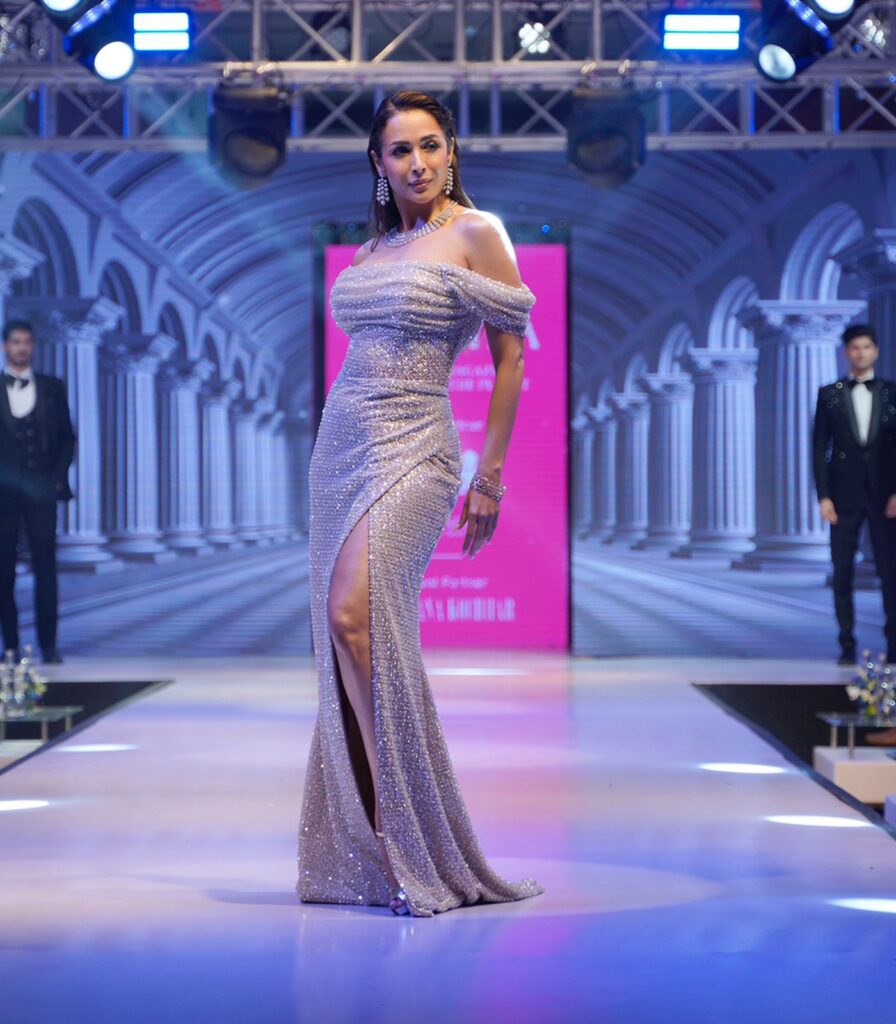Malaika Arora Dazzles in Archana Kochhar's "Midnight Ebony" Collection at Delhi Fashion Show